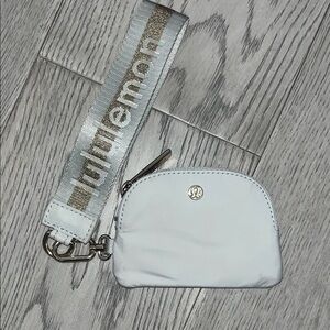 Lululemon Athletica White Key & Card Holder